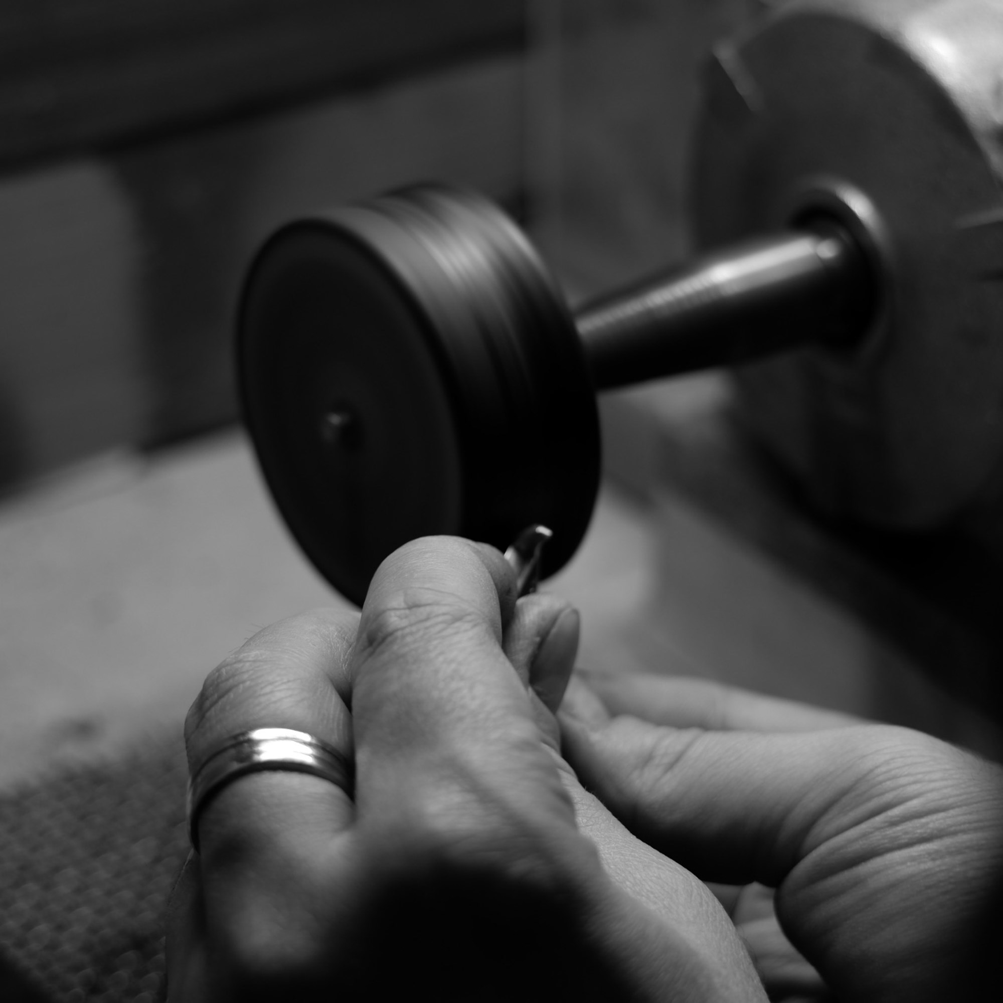 Tecnologia e tradizione, la nostra passione per il mondo della gioielleria è il nostro lavoro.Oggi il nostro laboratorio è capace di dare un servizio completo, dalle operazioni più semplici fino ad interventi più complessi quali realizzazioni a piacimento del cliente.Pur mantenendo le antiche tecniche della lavorazione dei metalli preziosi, ci aggiorniamo costantemente nei macchinari e nel sapere, utilizzando sempre tecnologie all'avanguardia.